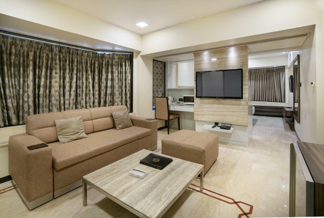 Executive Enclave Hotel Mumbai Exterior foto